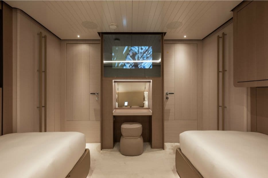 Guest stateroom