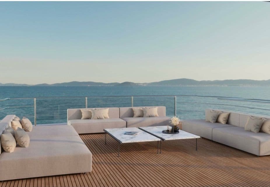 Sun deck